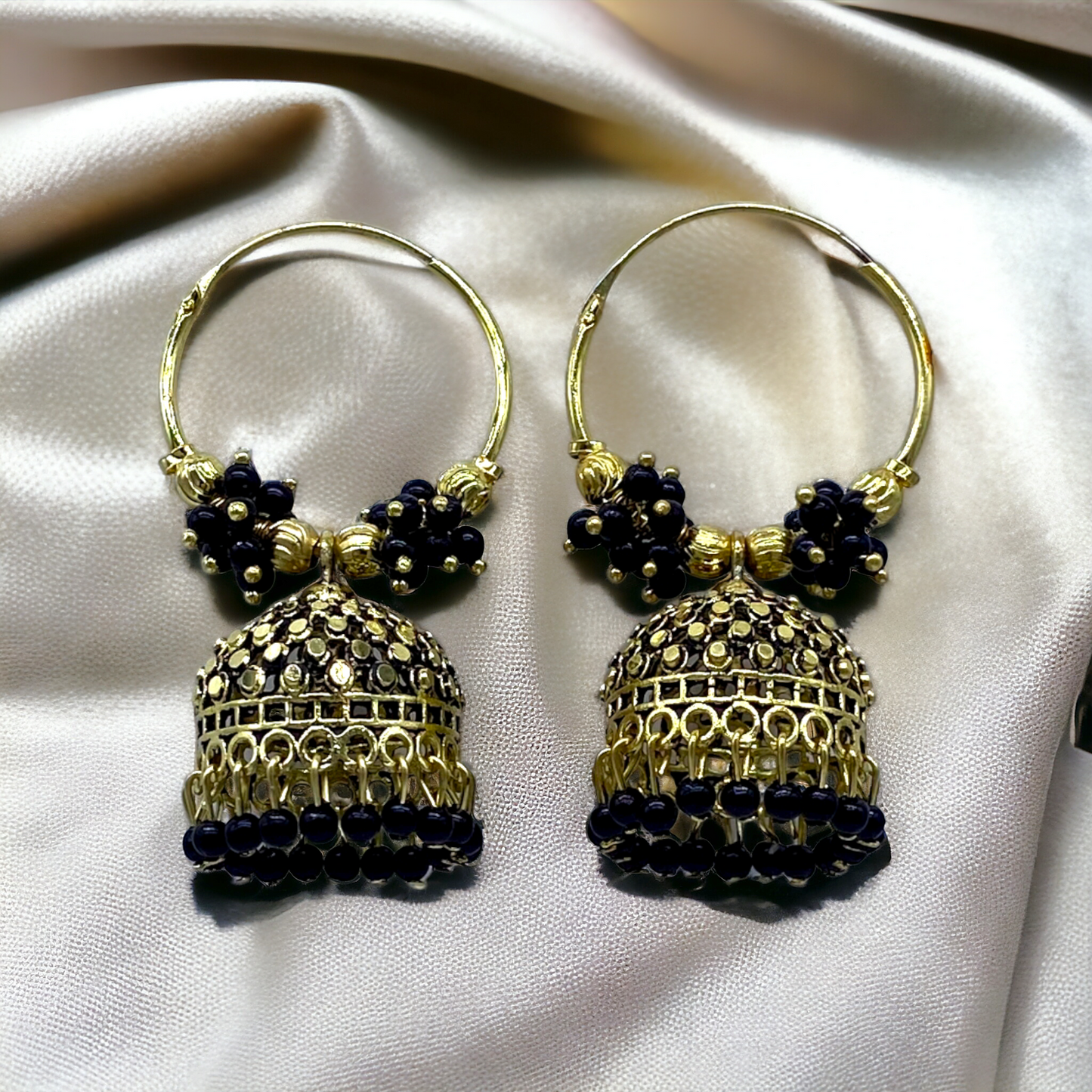 Hoops Earring With Zumka