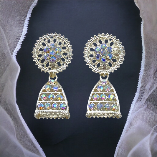 Circular head and Square Zumkhi White Gold Earrings
