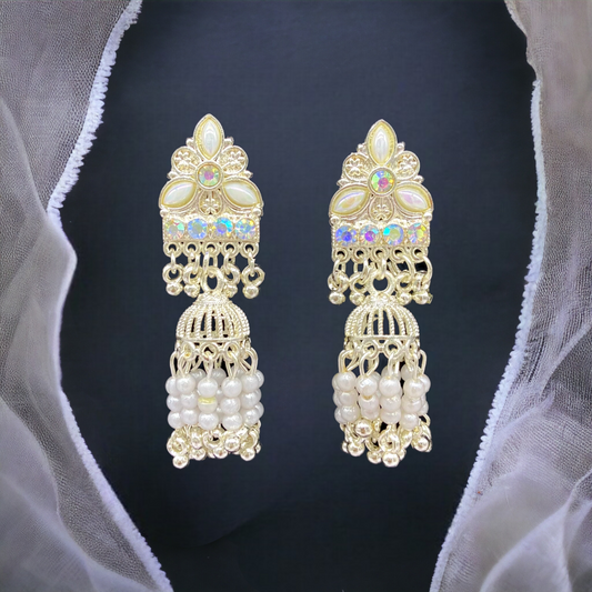 Delicate White Gold Earring with Pearl Tassel