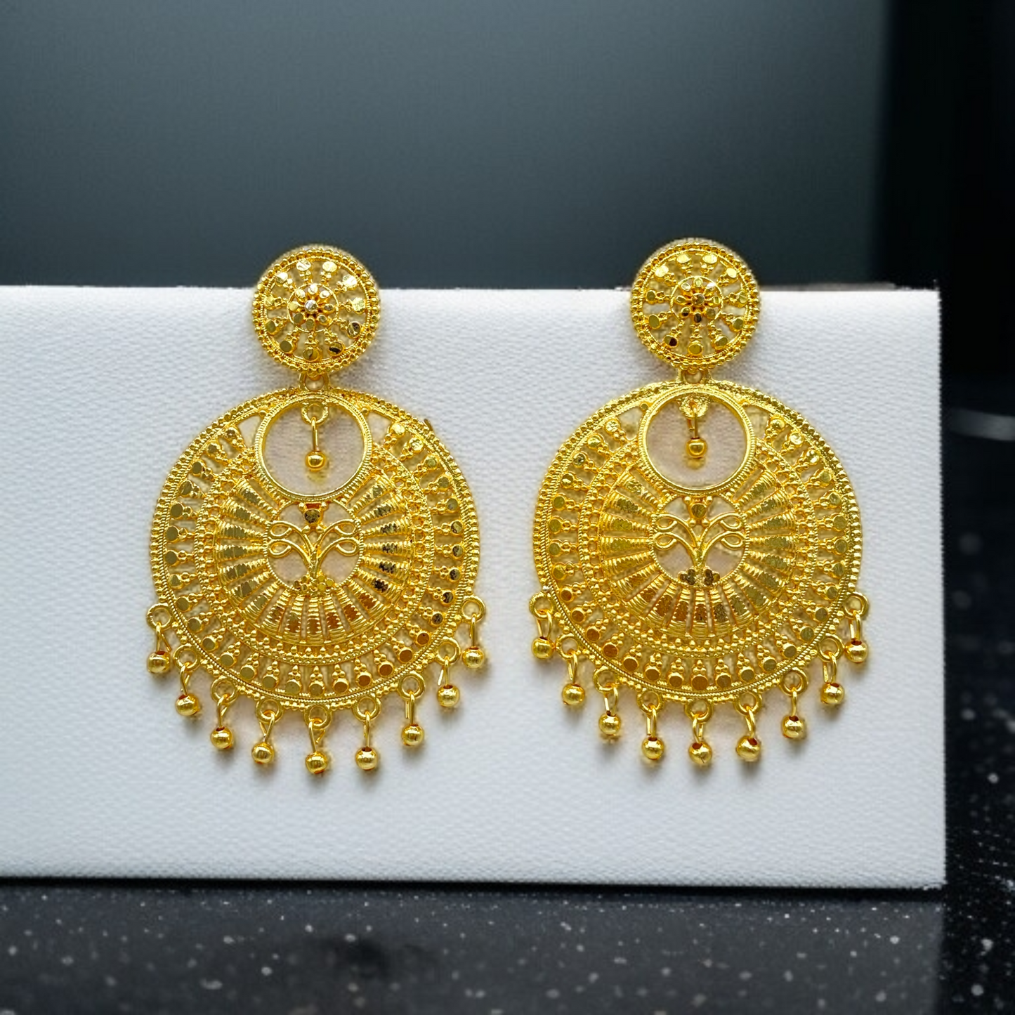Gold Circular design Earring