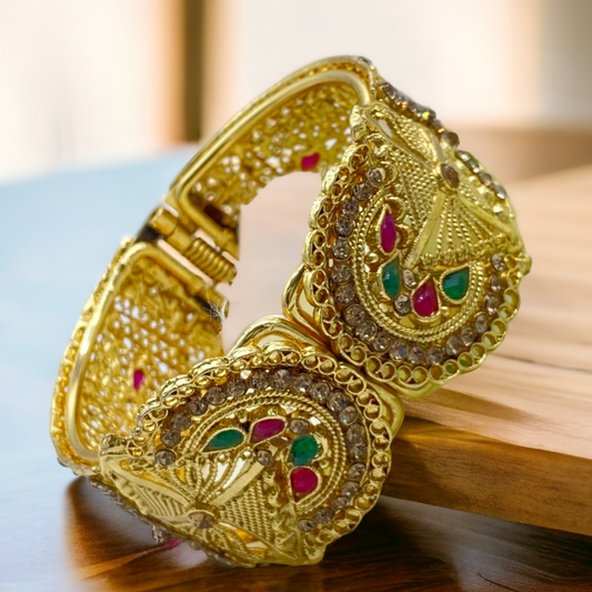 Colorful Stone Studded Openable Bracelet