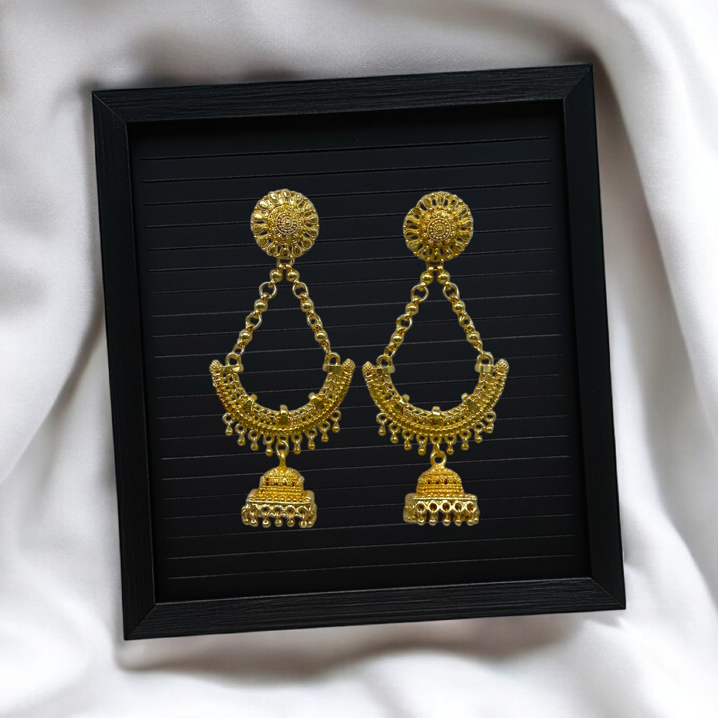 Dangling Gold Earring
