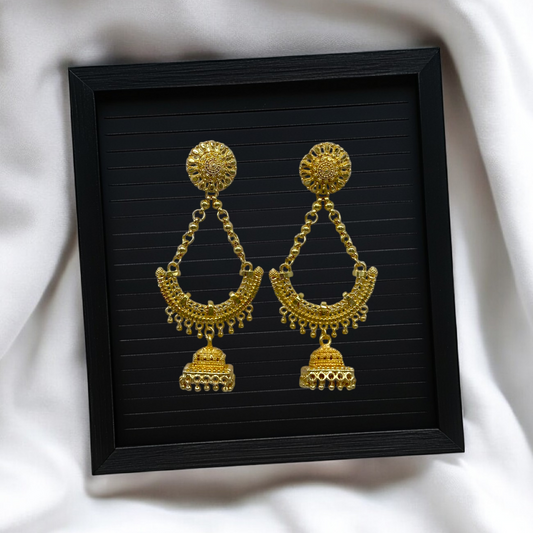Dangling Gold Earring