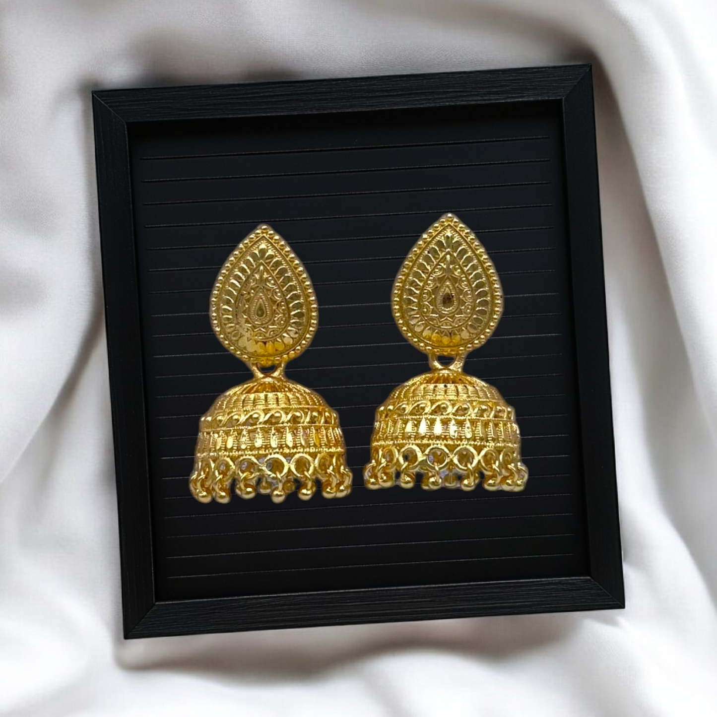 Gold Zumkhi Earring
